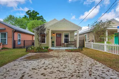 327 N Reus St, Pensacola, FL 32501 - Photo 3