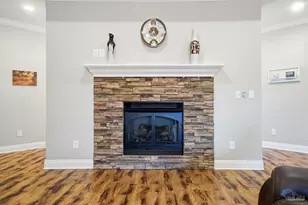 5477 Madelines Way, Pace, FL 32571 - Photo 9