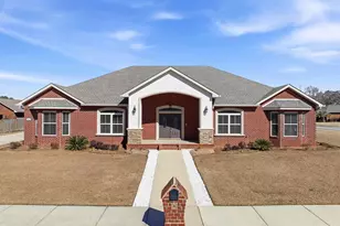 5477 Madelines Way, Pace, FL 32571 - Photo 1