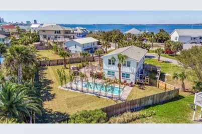 802 Largo Dr, Pensacola Beach, FL 32561 - Photo 1