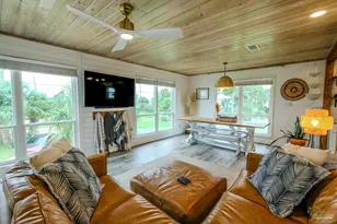 802 Largo Dr, Pensacola Beach, FL 32561 - Photo 9