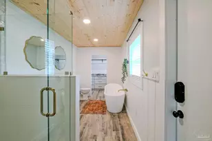 802 Largo Dr, Pensacola Beach, FL 32561 - Photo 19