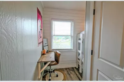 802 Largo Dr, Pensacola Beach, FL 32561 - Photo 23