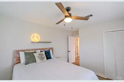 802 Largo Dr, Pensacola Beach, FL 32561 - Photo 31