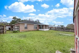 2816 Silentwood Dr, Cantonment, FL 32533 - Photo 5