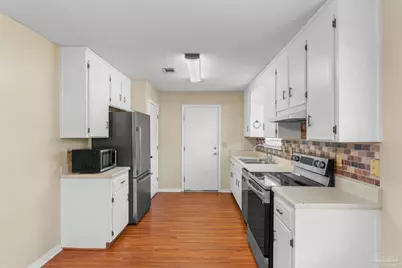 524 Greenberry Dr, Cantonment, FL 32533 - Photo 11