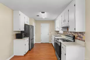 524 Greenberry Dr, Cantonment, FL 32533 - Photo 11