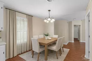 524 Greenberry Dr, Cantonment, FL 32533 - Photo 5