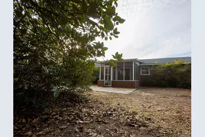 3570 Rothschild Dr, Pensacola, FL 32503 - Photo 5