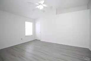 5865 Dandelion Ln, Pensacola, FL 32526 - Photo 11