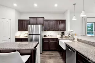 5073 Peach Dr, Pace, FL 32571 - Photo 7