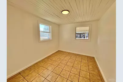 111 Swift St, Atmore, AL 36502 - Photo 9