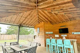 8625 El Paseo St, Navarre, FL 32566 - Photo 17