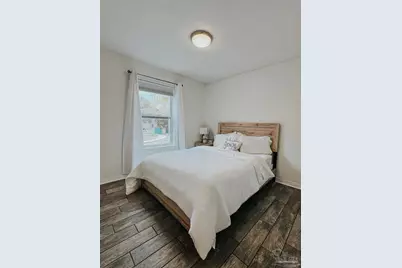 8625 El Paseo St, Navarre, FL 32566 - Photo 13