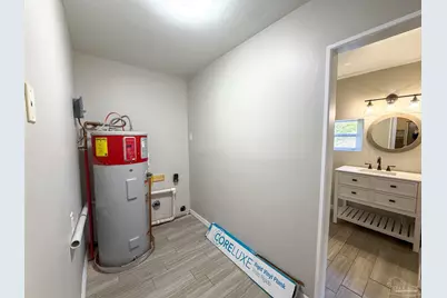 1965 Brentco Rd, Cantonment, FL 32533 - Photo 9