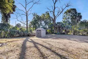 1105 W Gonzales St, Pensacola, FL 32501 - Photo 39