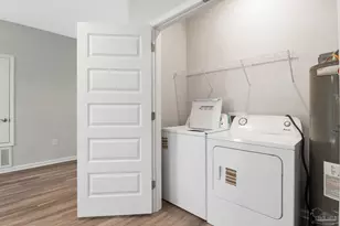 1105 W Gonzales St, Pensacola, FL 32501 - Photo 41