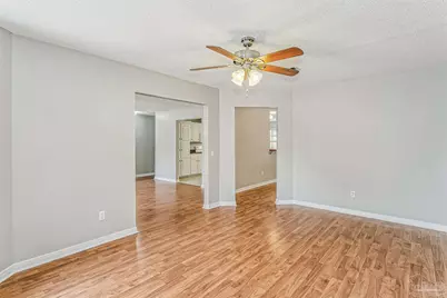 5181 Hawks Nest Dr, Milton, FL 32570 - Photo 7