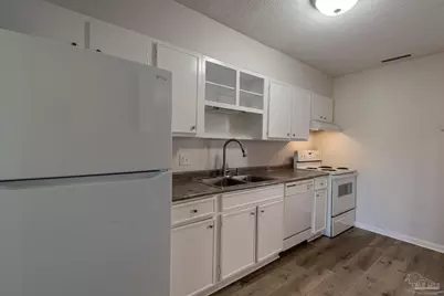 4730 Huron Dr, Pensacola, FL 32507 - Photo 11