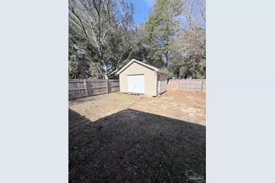 4252 Castille Ave, Milton, FL 32571 - Photo 15