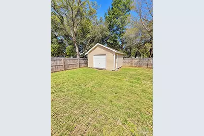 4252 Castille Ave, Milton, FL 32571 - Photo 15