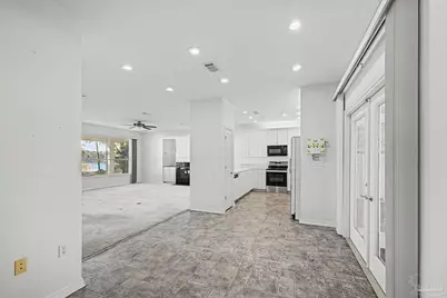 1157 N Bayshore Dr, Valparaiso, FL 32580 - Photo 17