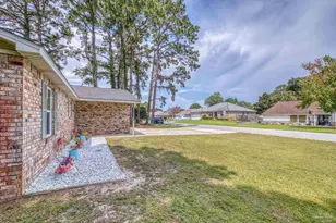 1601 Kauai Ct, Gulf Breeze, FL 32563 - Photo 9