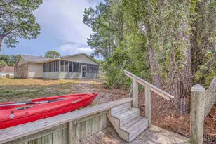 1601 Kauai Ct, Gulf Breeze, FL 32563 - Photo 21