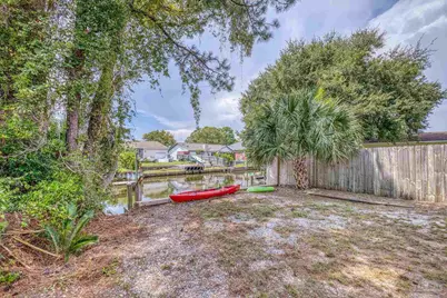 1601 Kauai Ct, Gulf Breeze, FL 32563 - Photo 17