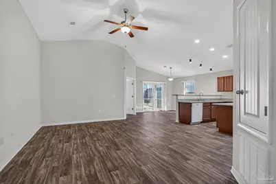 10622 Senegal Dr, Pensacola, FL 32534 - Photo 5