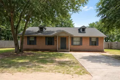 6023 Hamilton Bridge Rd, Milton, FL 32570 - Photo 1