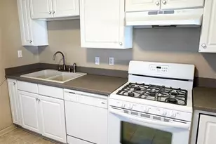 1010 Hawthorn Dr, Pensacola, FL 32507 - Photo 5