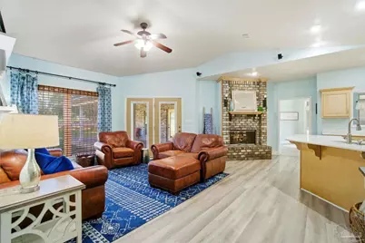 5790 Sunflower Ave, Milton, FL 32570 - Photo 5