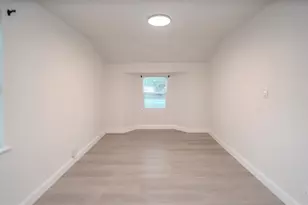 303 Chaseville St, Pensacola, FL 32507 - Photo 19