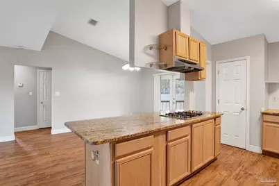 308 Twisted Oak Dr, Cantonment, FL 32533 - Photo 7