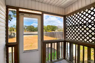 308 Twisted Oak Dr, Cantonment, FL 32533 - Photo 27