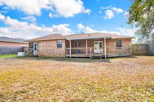 308 Twisted Oak Dr, Cantonment, FL 32533 - Photo 31