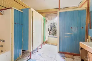 426 Front St, Century, FL 32535 - Photo 31