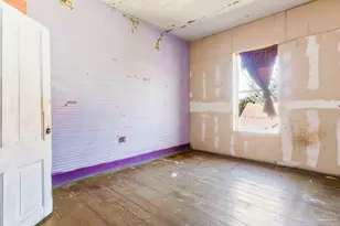 426 Front St, Century, FL 32535 - Photo 39