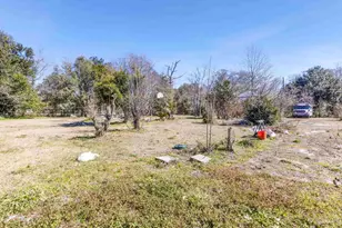 426 Front St, Century, FL 32535 - Photo 11