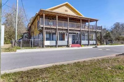 426 Front St, Century, FL 32535 - Photo 3