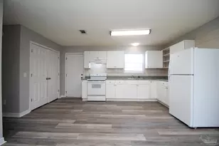 1927 America Ave, Gulf Breeze, FL 32563 - Photo 5