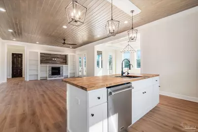 10520 Squall Line Rd, Pensacola, FL 32507 - Photo 9