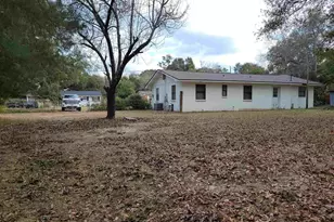 415 Rhoda St, Pensacola, FL 32503 - Photo 11