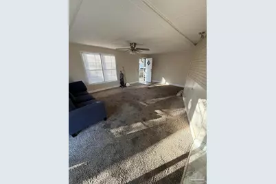 1031 Everglade Dr, Niceville, FL 32578 - Photo 9