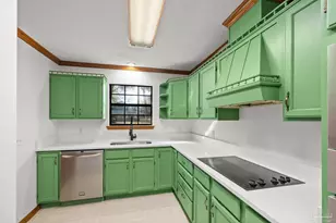 6304 White Oak Dr, Pensacola, FL 32503 - Photo 17