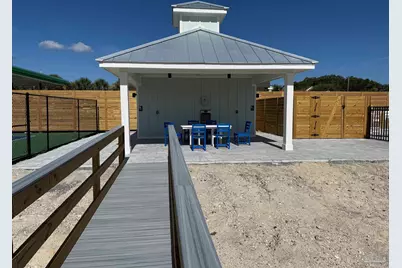 201 Clipper Dr, Pensacola, FL 32507 - Photo 47