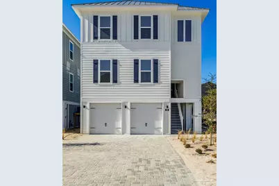 201 Clipper Dr, Pensacola, FL 32507 - Photo 1