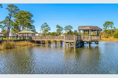407 S 2nd St, Pensacola, FL 32507 - Photo 51