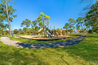 407 S 2nd St, Pensacola, FL 32507 - Photo 49